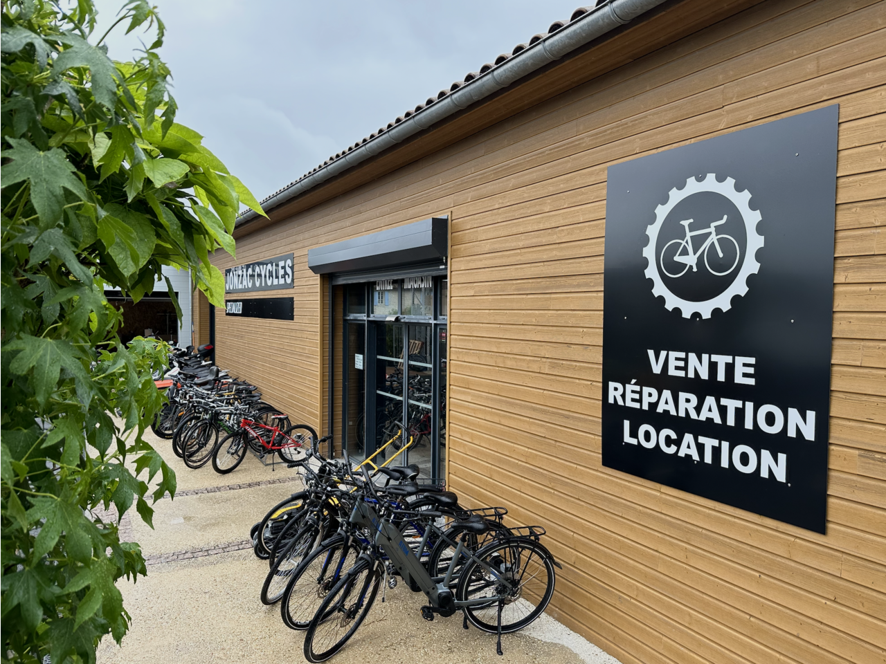 Jonzac Cycles magasin de vélo à JONZAC JONZAC CYCLES