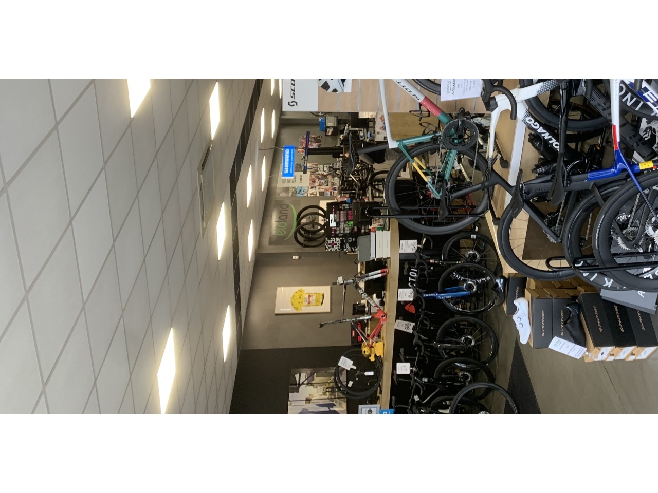 Magasin de vélo à Bordeaux éntrée du magasin